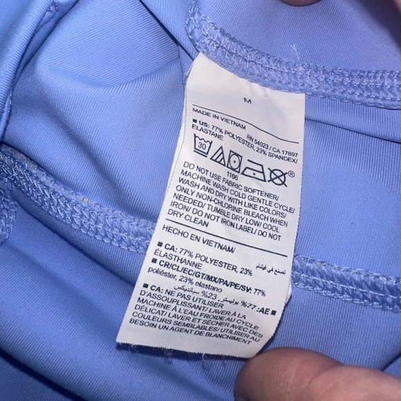 Old Navy Powersoft High Rise Bike Short Periwinkle Performance Activewear Size M - Picture 9 of 9